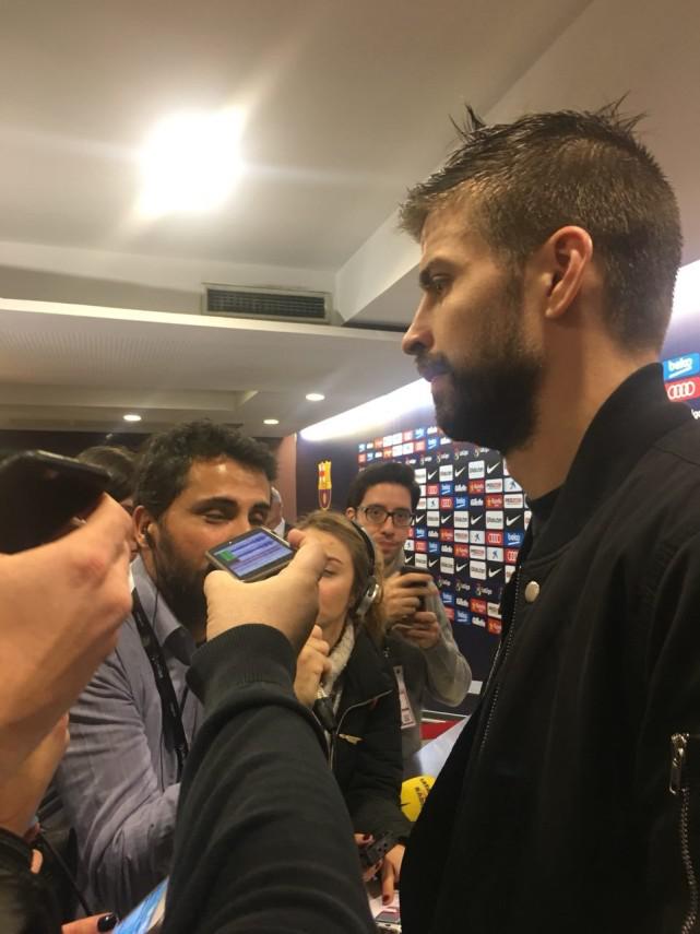 现场直击全场为梅西的贴地斩呐喊,库鸟巴萨首球