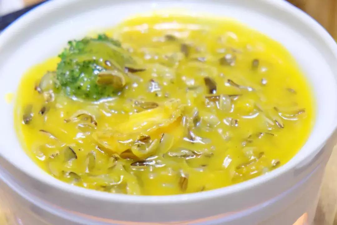 贵阳平价海鲜店,高大上的海鲜店装修