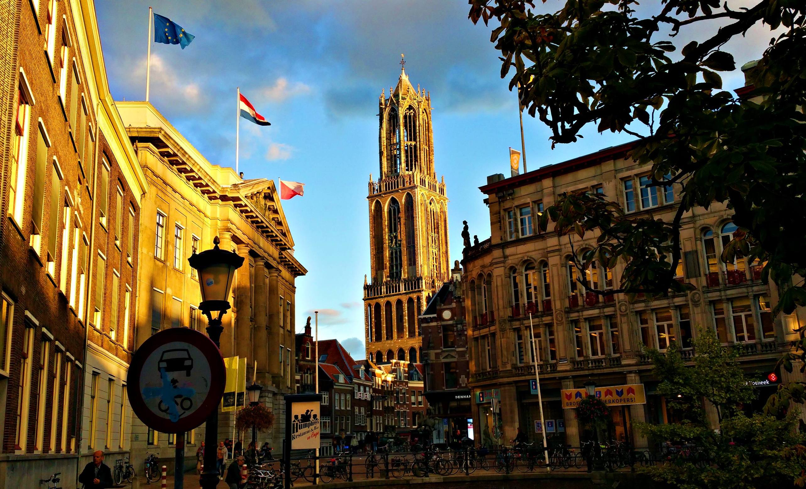 荷兰威尼斯旅游,尽情的体验异域威尼斯的水乡风情