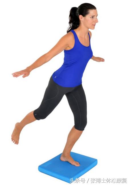 运动脚崴伤怎么快点恢复,运动损伤康复脚踝扭伤处理