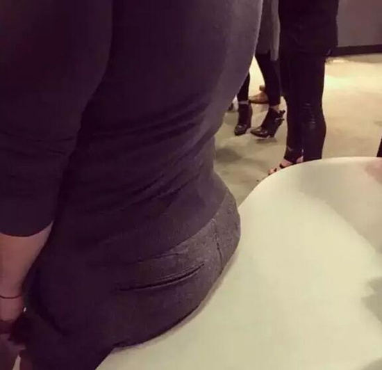 男生屁股翘是种什么体验,男生屁股太翘如何快速矫正