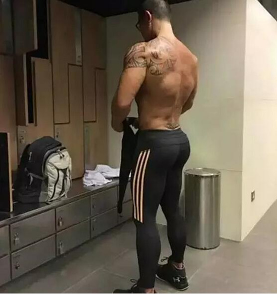 男生屁股翘是种什么体验？锻炼这五个动作一定对你有用！