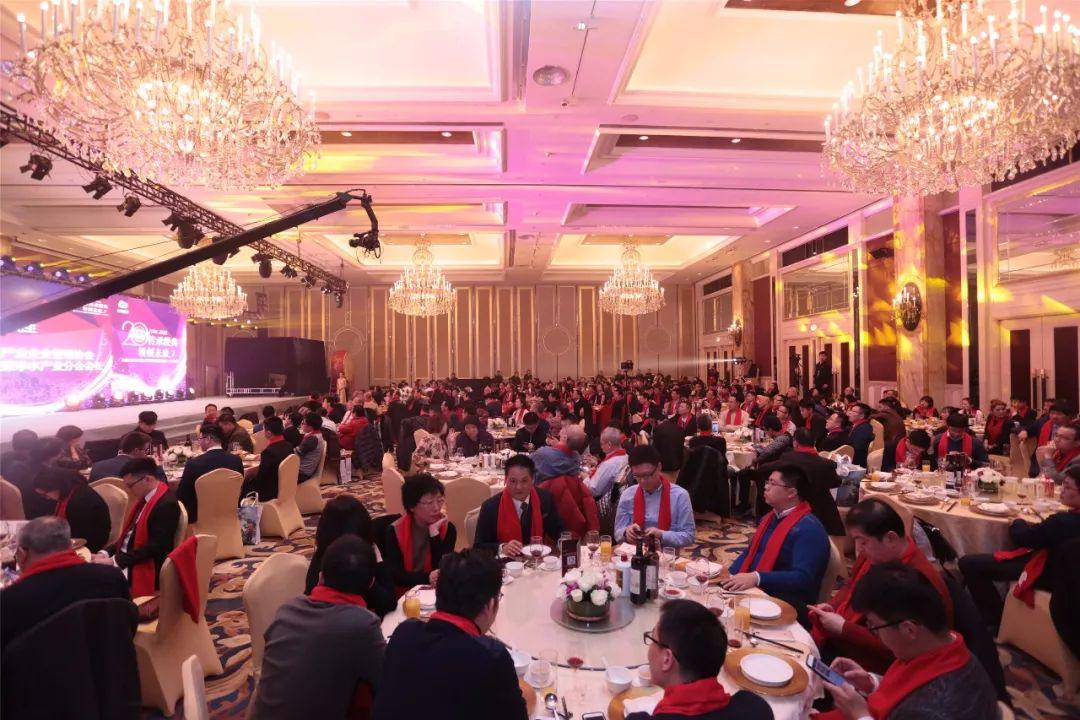 涓滃埄姹夋柉甯屽皵,浼犳壙缁忓吀鏅哄垱鏈潵