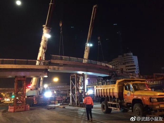 西安五路口天桥拆除全过程,西安过街天桥现状