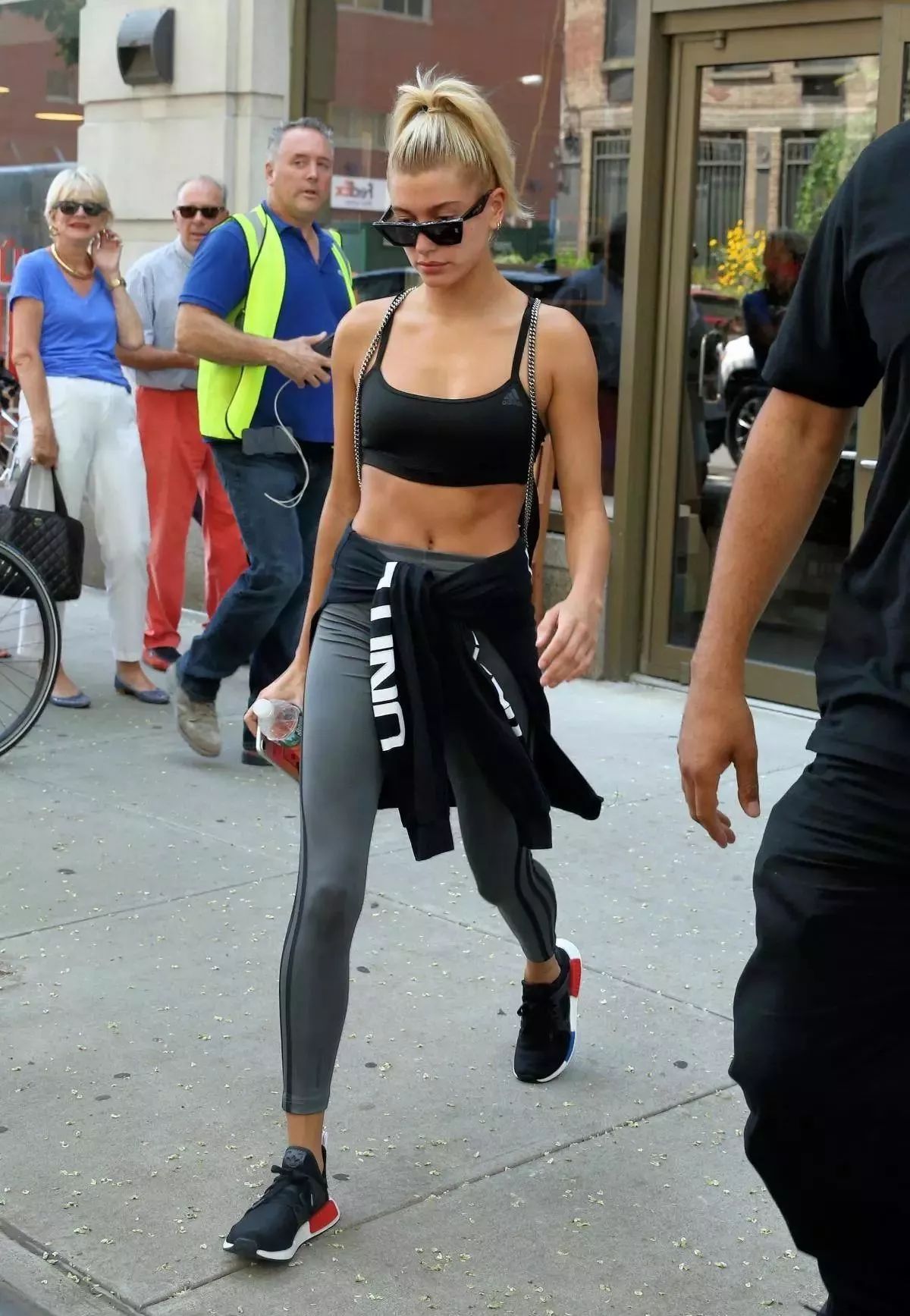 运动内衣简单好穿,运动内衣让你穿出好身材