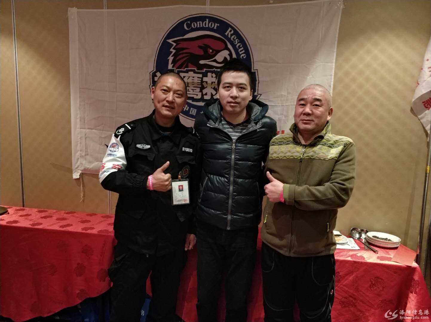 洛阳有一帮玩摩托的兄弟，从不飙车只做公益！