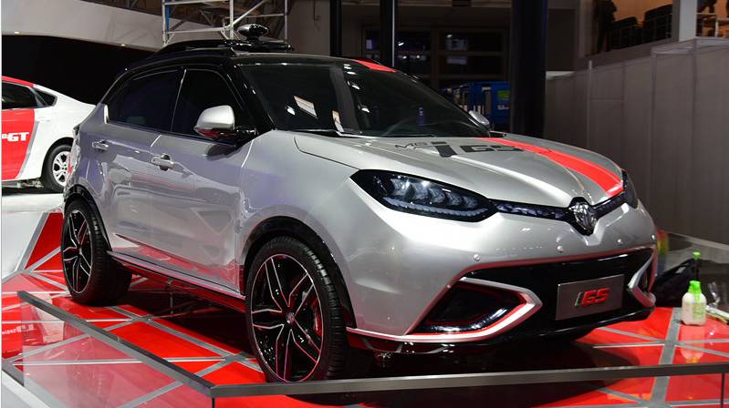 车展上的这款车，欧文开了都说好