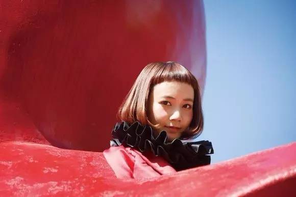 为什么女生的刘海剪得很短,女生刘海剪太短