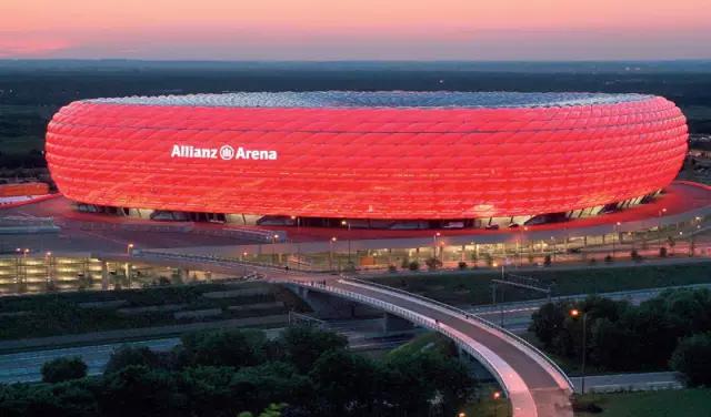 如果给足球场来个选美这些地儿你踢掉哪个？