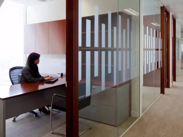 20个适合女生的高收入工作,永远吃香薪资待遇高的女性职业