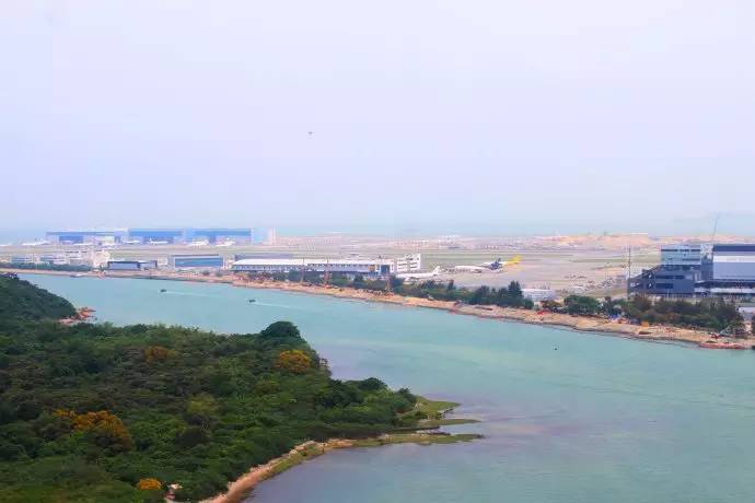 妈妈咪咪嘉年华的欢乐体验和香港郊区的生态怡然之旅