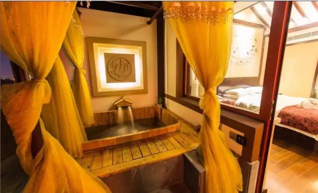 我想跟你发生更多的关系,你却说城里太闹!