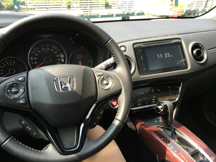 内饰外观都很漂亮的车型,内饰豪华外观有面子的车