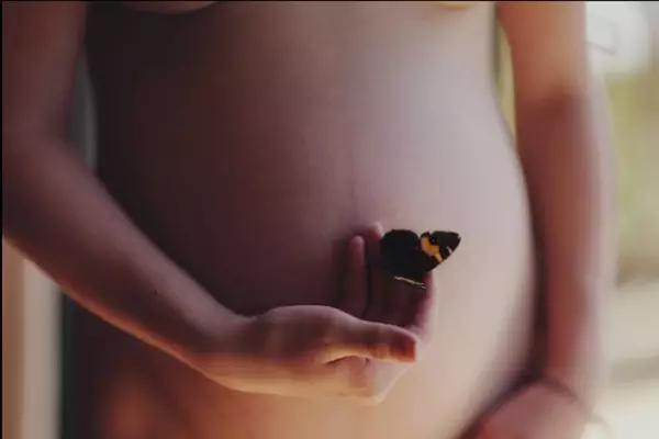 双胞胎29周早产宝宝存活率,一对超早产儿双胞胎姐妹奇迹存活