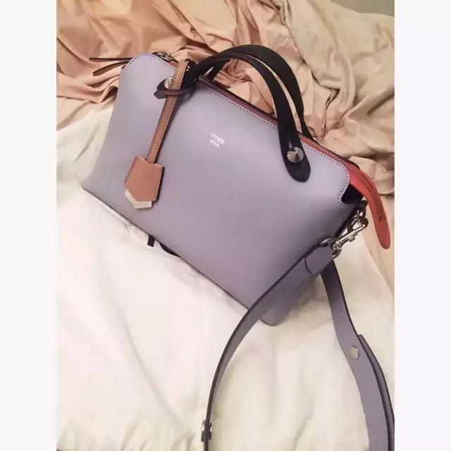 大牌包包有哪些实用耐背的,撞包的原因