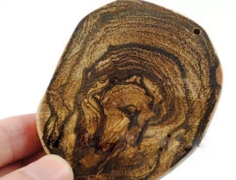 带你了解假沉香是怎么做的,假沉香制作视频