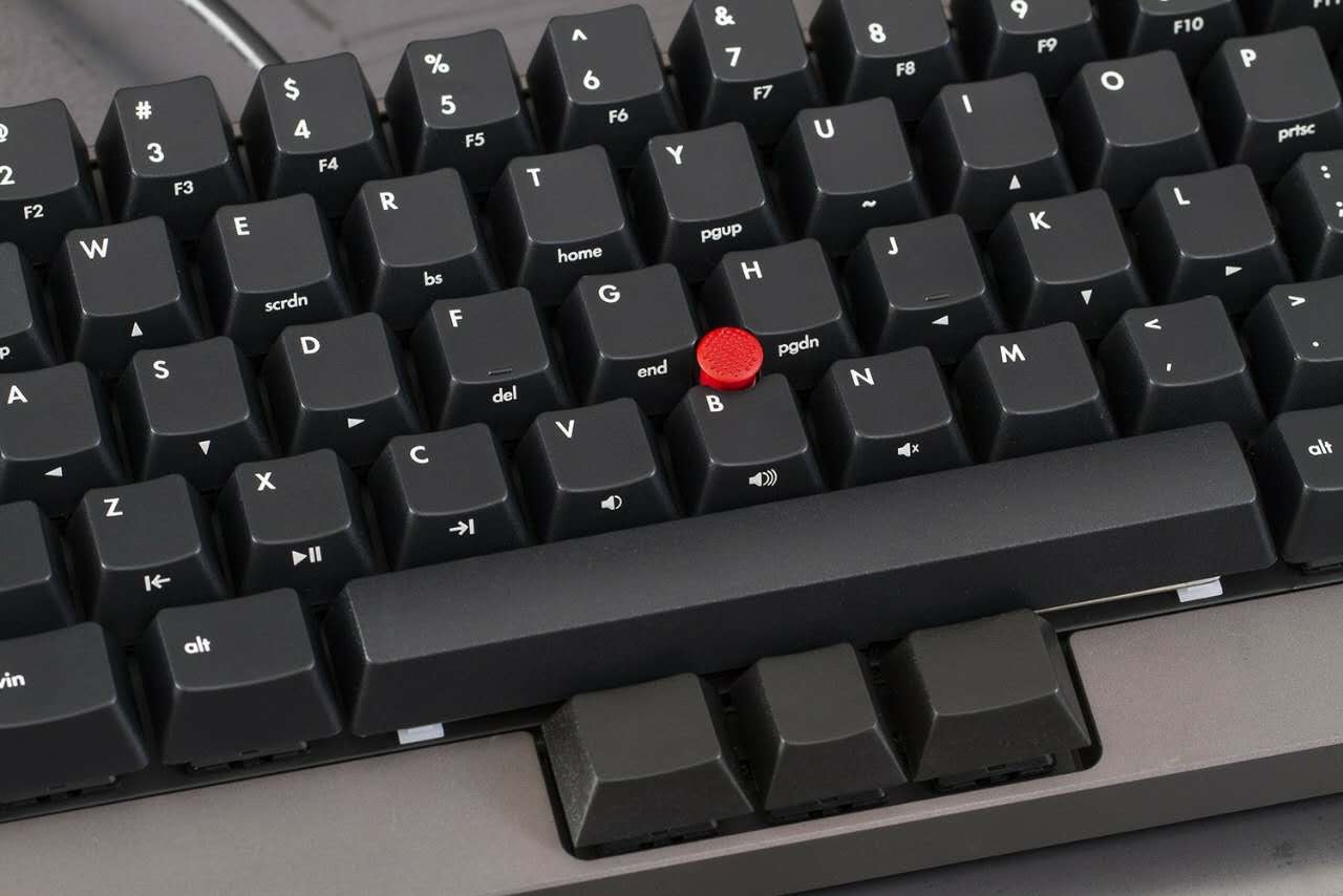 小黑,不灭之魂!——致ThinkPad的*言书万**