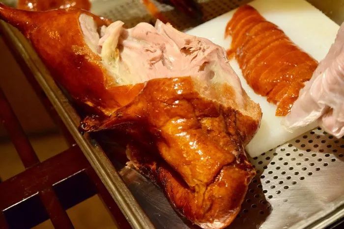 吃货探店烤鸭,吃货北京全聚德烤鸭