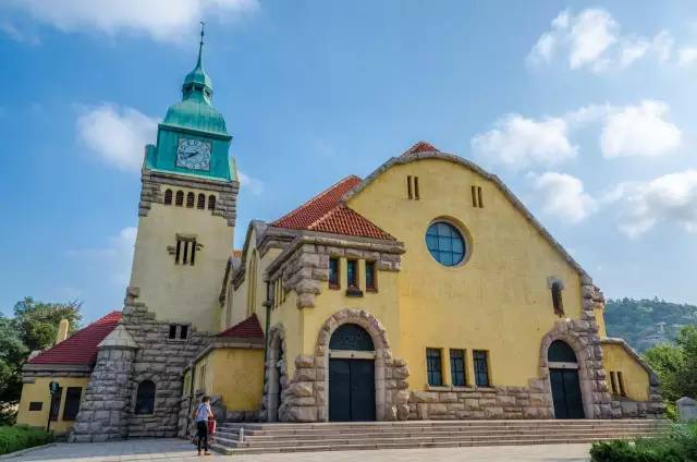 这家酒店居然能睡出时尚奢侈品|最旅行约睡，你来吗？