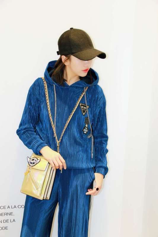 潮色搭配,超高级流行穿搭色