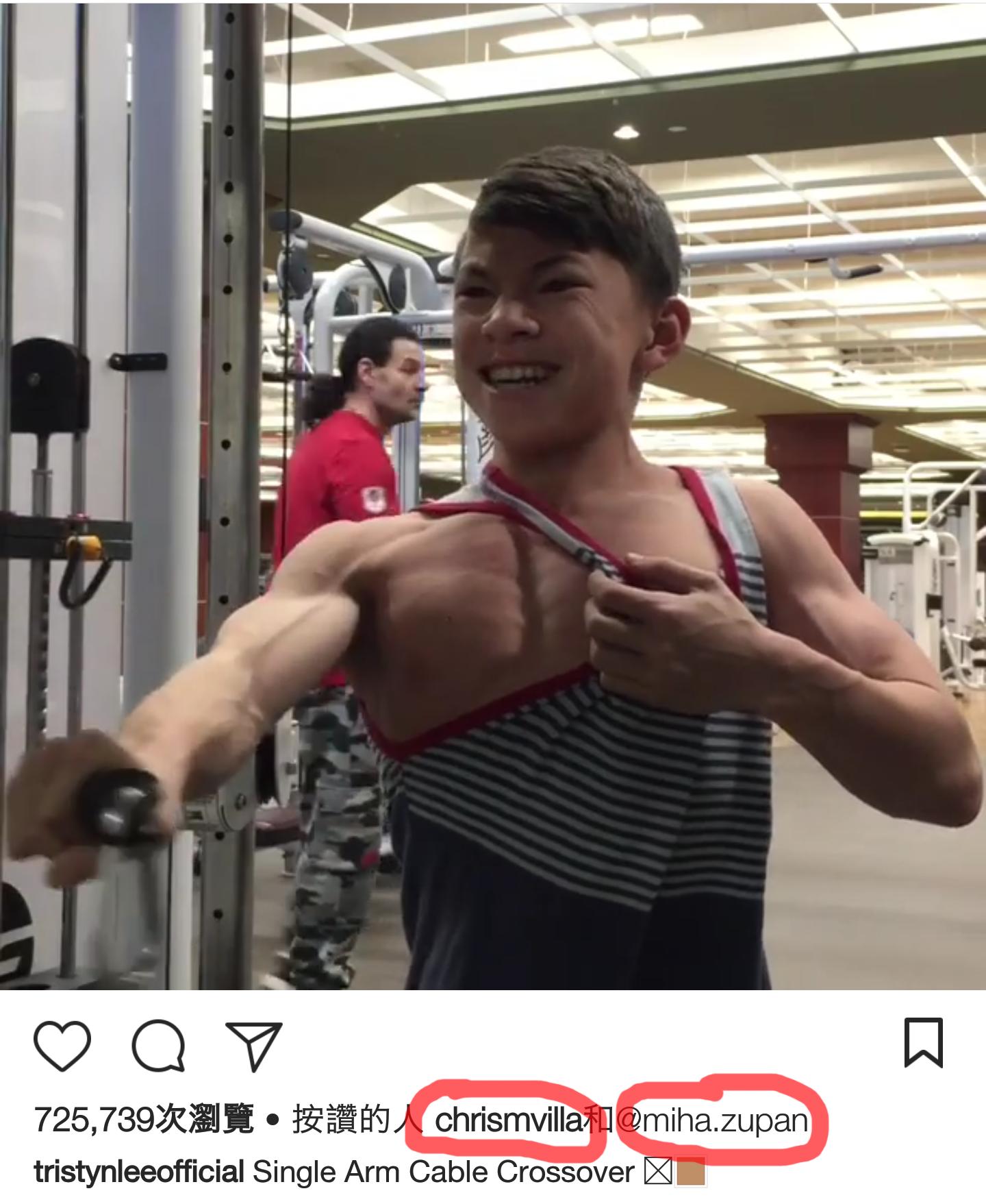 15岁肌肉少年练出健壮肌肉,15岁肌肉少年秀青筋肌肉