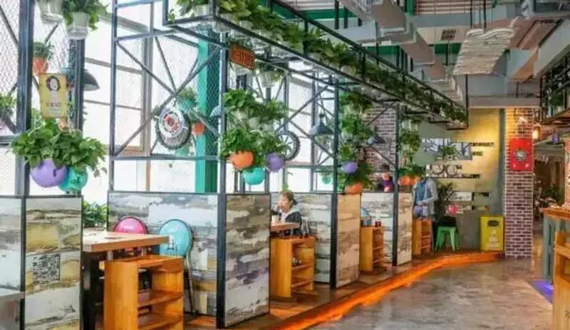 创业者如何经营一家餐饮加盟店,连开200家加盟店