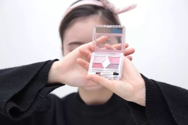 过年千万别化这样的妆,新手过年化什么妆