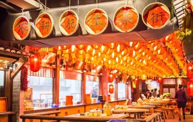 湖南菜馆有什么特色美食,湖南一家饭店