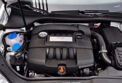 朗逸速腾到底怎么选,朗逸和速腾各自的优缺点