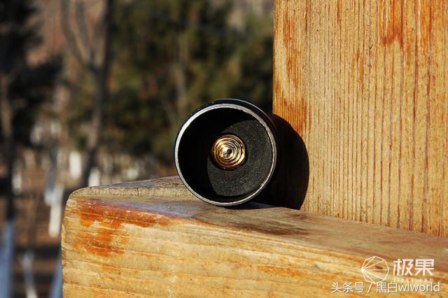 强光家用手电筒远射超亮,照明超远强光手电