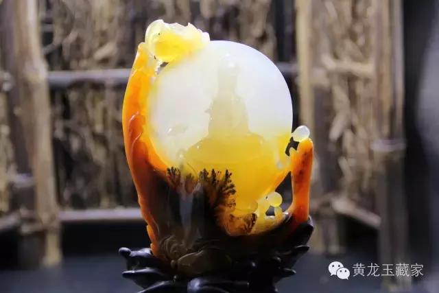 听我一句劝，把你浪费的钱买玉吧！不需十年，三年以后你回头来看