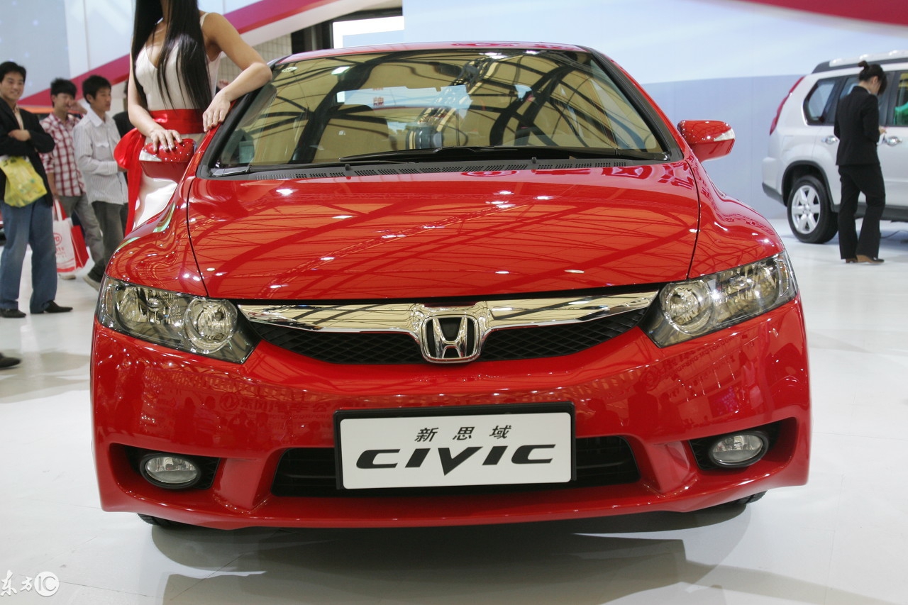 神车本田思域是如何炼成的,本田一代神车思域的驾驶感受