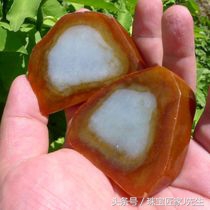 本命年戴蓝宝石还是红宝石,本命年适合戴什么宝石或水晶