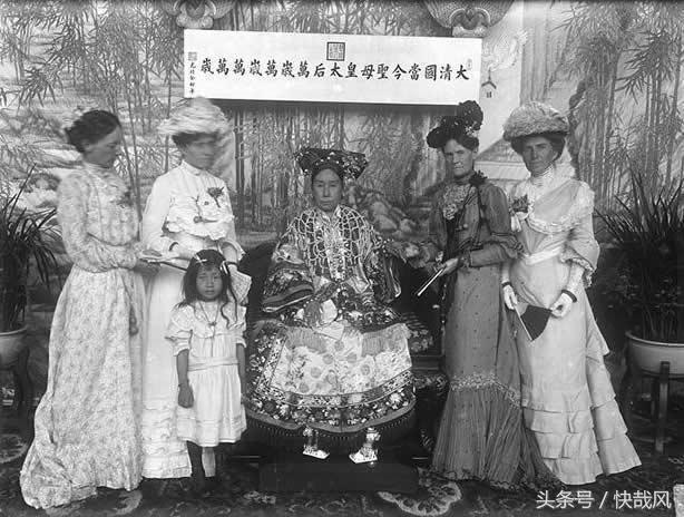 为什么慈禧会被嘲笑,世人对慈禧的评价