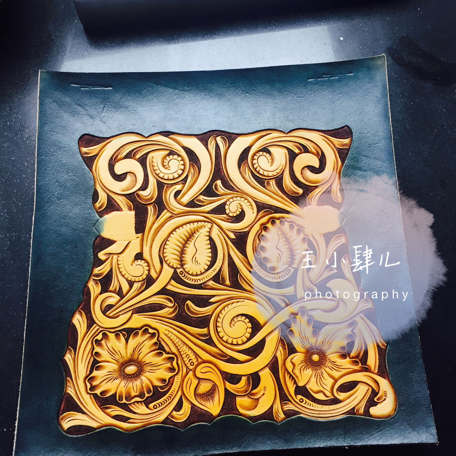 代购一件东西一般赚多少钱啊,代购一个月能挣10万吗