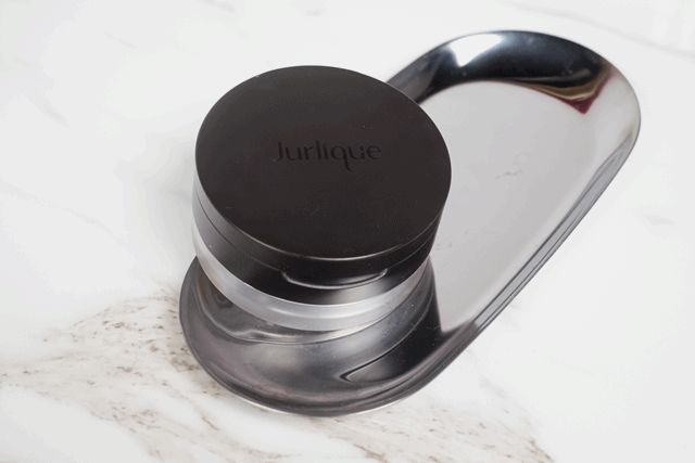 年度大赏｜拔了一整年的草，我到底用完了多少空瓶？