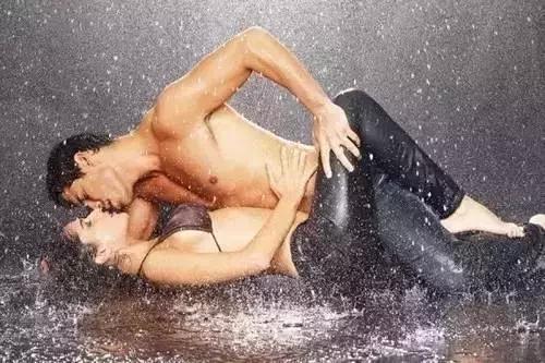 8个动作深入女人子宫，每天练，气色真的不一样了！