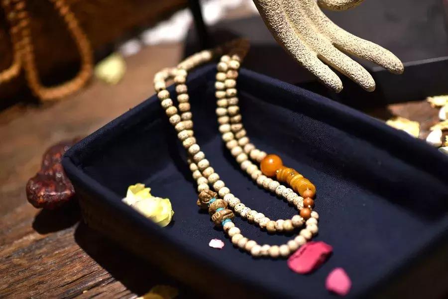 佛珠手串材料的寓意和禁忌,佛珠手串搭配讲究禁忌什么