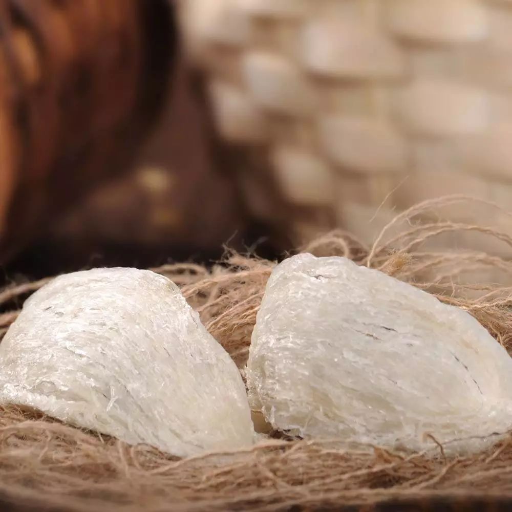 在我家昆明楼下吃碗星空燕窝，10分钟被搭讪了30次！