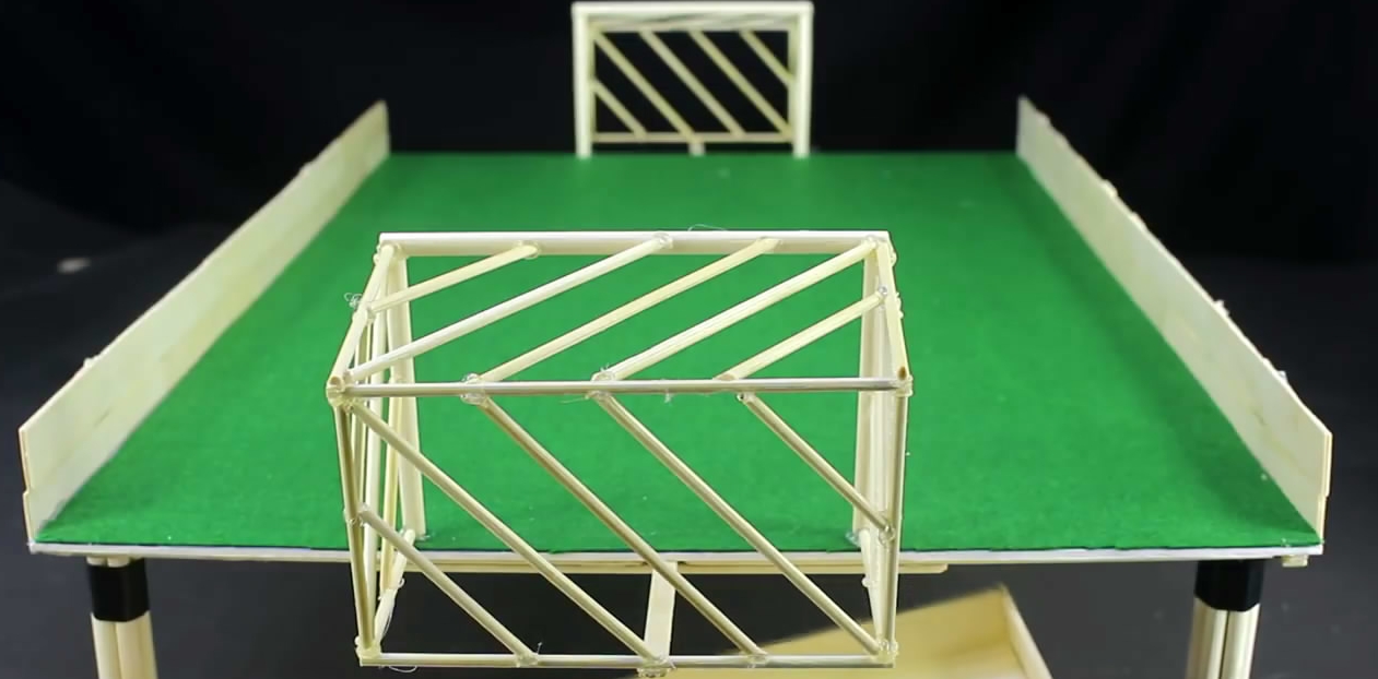 自制足球花式教程,用瓶盖做足球小游戏