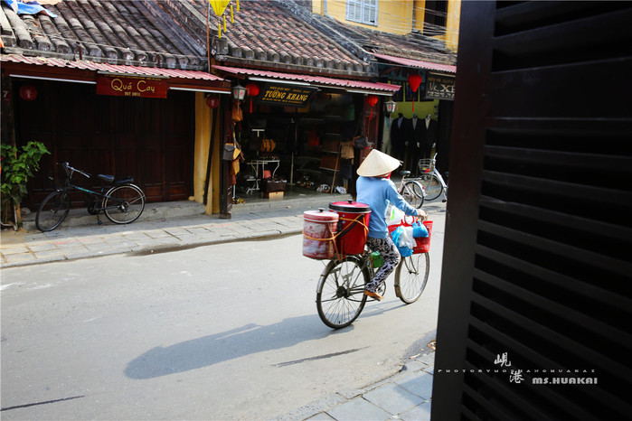 周末越南团进入东兴旅游,节假日去越南旅游怎么样