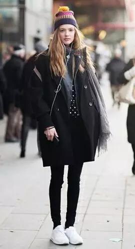 穿什么样的牛仔裤显高显瘦,娅丽达显瘦牛仔裤冬