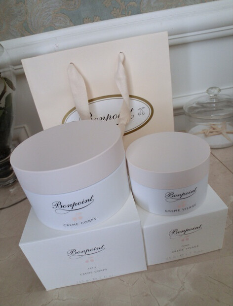 适合60岁妈妈祛皱保湿的面霜,50岁妈妈面霜推荐抗衰老祛皱纹