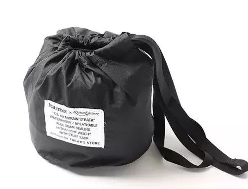 岛国圈钱新招！奇葩户外扭蛋，能扭出整套露营装备