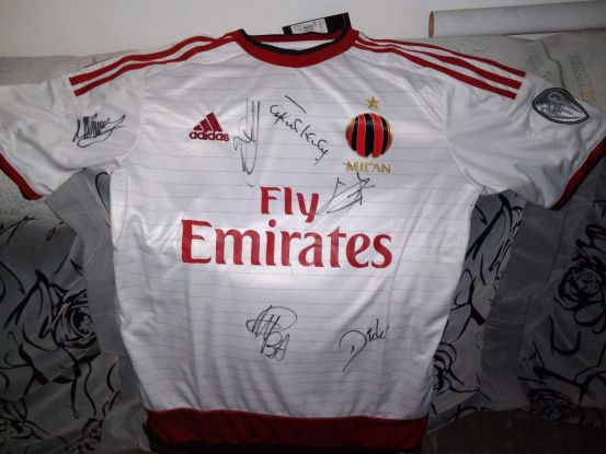 中国ac米兰球迷意大利语助威,石家庄ac米兰球迷协会