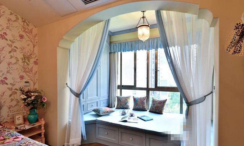 内轨窗帘安装,飘窗上的轨道怎么装