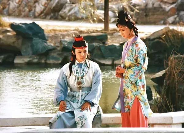 红楼梦里的诗词谁写得最好,红楼梦里的诗词