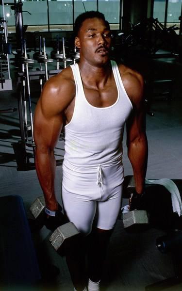 nba球员穿紧身裤左长右短,nba球员穿的紧身衣