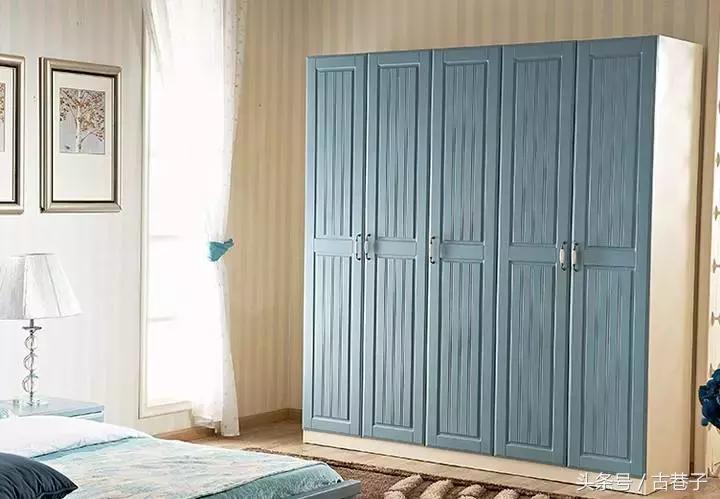 新买的衣柜气味很大怎样去除,新买的衣柜是什么味