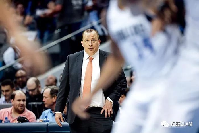 哈登和库里综合实力谁更强,库里历史地位完爆哈登